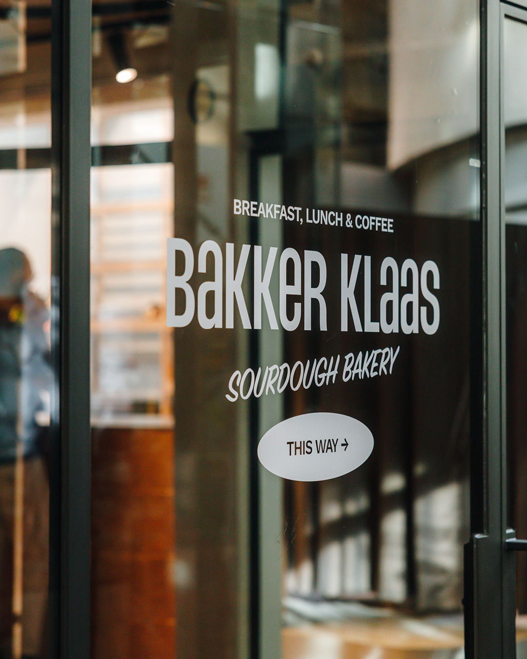 BIRRD CASE BAKKER KLAAS STUDIO MARIO 18 9